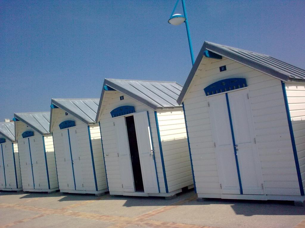 פורביל-סור-מר La Plage En Normandie מראה חיצוני תמונה